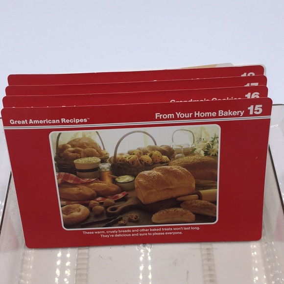 Vintage Great American Recipes Cards in Plastic Storage Box - Picture 14 of 16